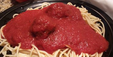 Spaghetti with BREAD STICKS